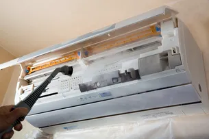 エアコンのお掃除